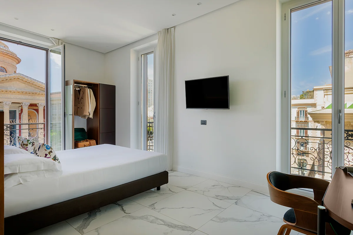 superior deluxe apartments